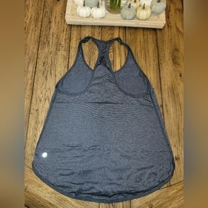 Lululemon light weight workout tank